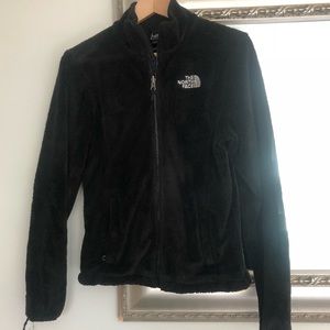 Classic black North Face fleece